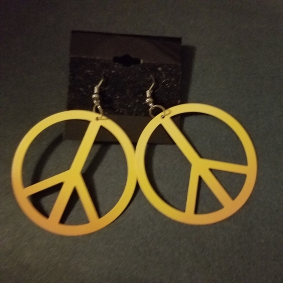 Ombre Peace Sign Dangle Earrings - Picture 2 of 3